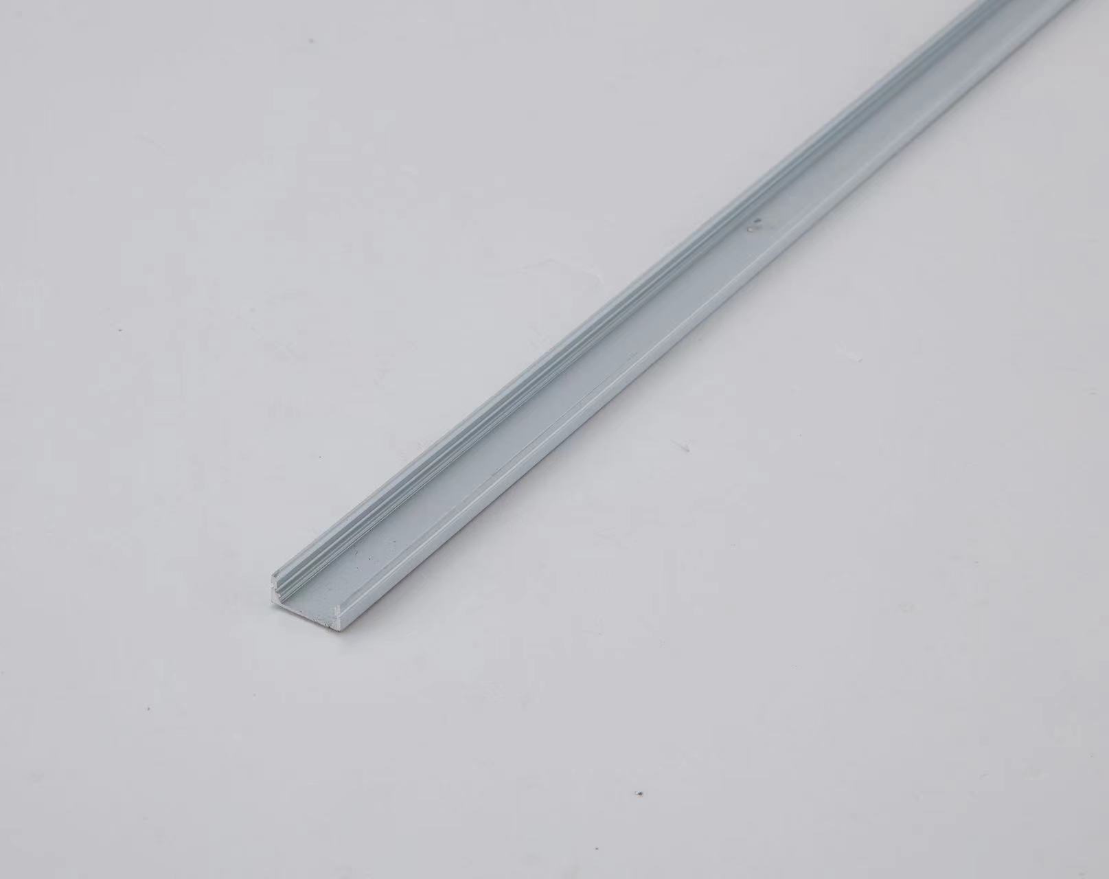 萝卜视频免费下载看片灯条 萝卜视频免费下载看片灯条